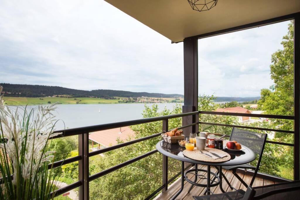 Duplex La Vue Du Lac Malbuisson Dış mekan fotoğraf
